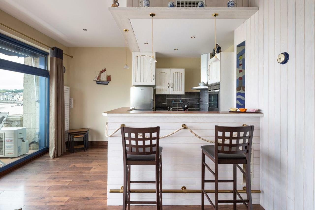 La Bisquine - Appt Pour 4 Avec Vue Mer Cancale Exterior photo